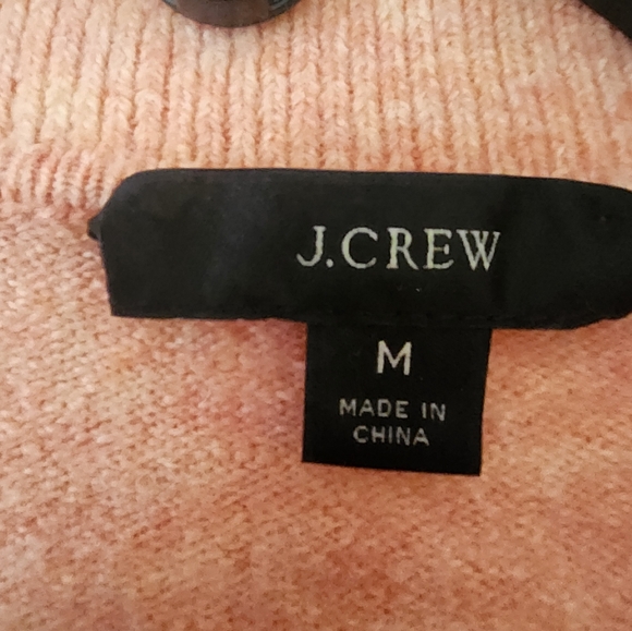 J. Crew V-Neck Sweater.like New.pit To Pit 23".Ultra Sofft. - Picture 4 of 7